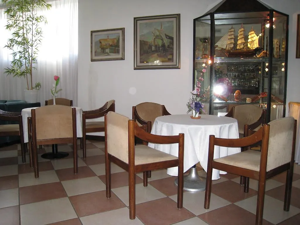 Albergo Hotel Boomerang Salsomaggiore Terme Tabiano Terme